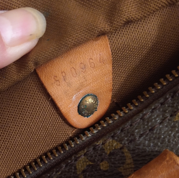 Louis Vuitton Speedy 25 Monogram - Picture 11 of 12